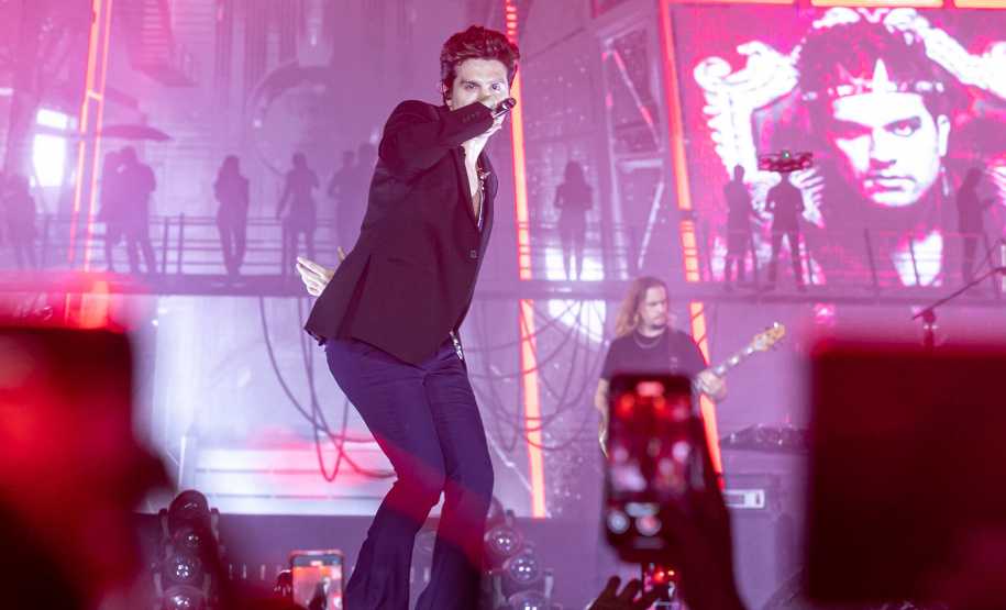 LUAN SANTANA LITORAL