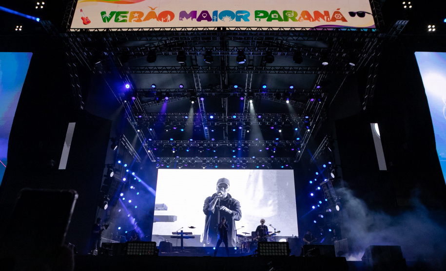 Matinhos, 22 de fevereiro de 2025 - Show da banda Titãs no paldo do Verão Maior Paraná em Caiobá.