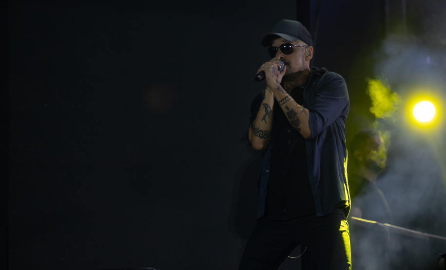 Matinhos, 22 de fevereiro de 2025 - Show da banda Titãs no paldo do Verão Maior Paraná em Caiobá.