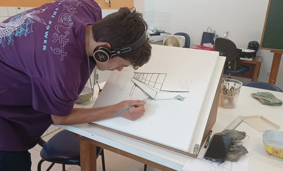 Oficinas gratuitas: espaços culturais em Curitiba abrem inscrições para o 1.º semestre de 2025