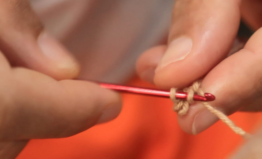 POLICIA PENAL DISTRIBUI BRINDES ARTESANAIS