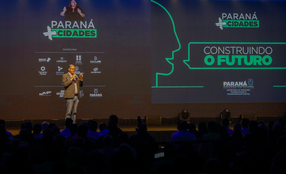 Secretários apresentam estratégias para impulsionar os municípios do Paraná