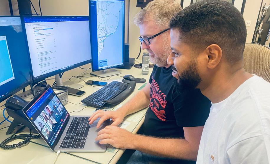 TECNOLOGIA E EQUIPE DO SIMEPAR VÃO MONITORAR A PREVISÃO DO TEMPO DO ESPÍRITO SANTO