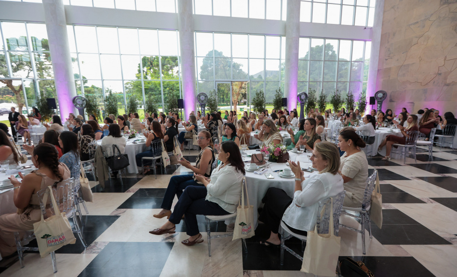 Encontro de primeiras-damas do Paraná