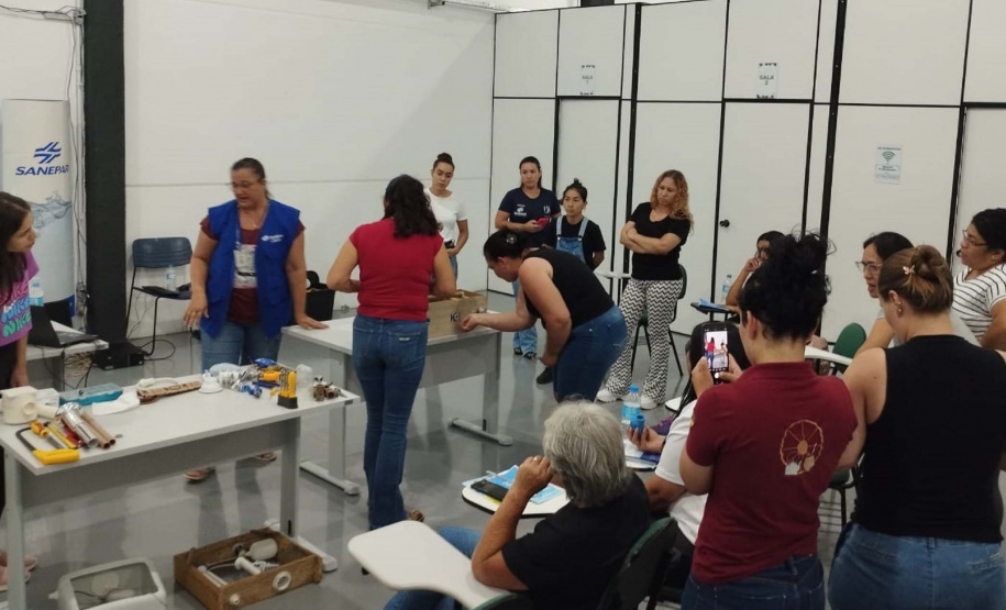 Sanepar e Deseco capacitam mulheres em Toledo