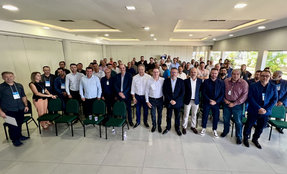 SANEPAR apresenta aos municípios estratégias para universalizar o saneamento básico