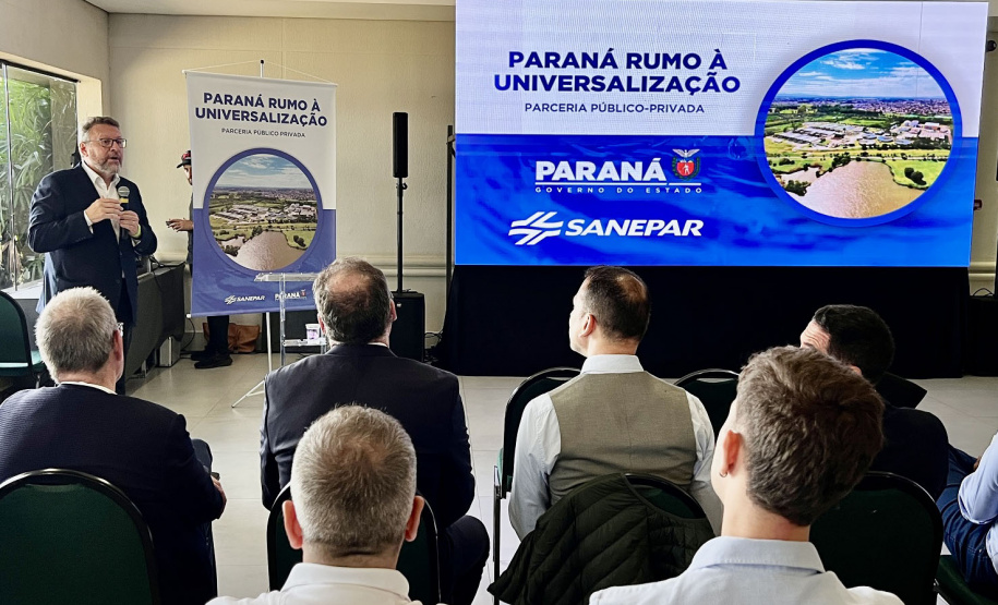 SANEPAR apresenta aos municípios estratégias para universalizar o saneamento básico