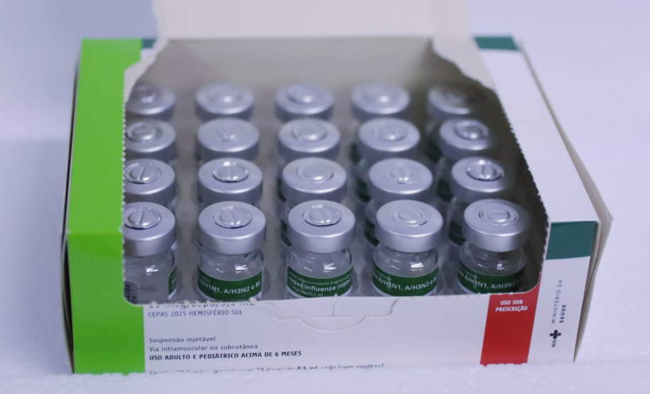 Paraná recebe 332 mil vacinas contra Influenza e se prepara para início da campanha