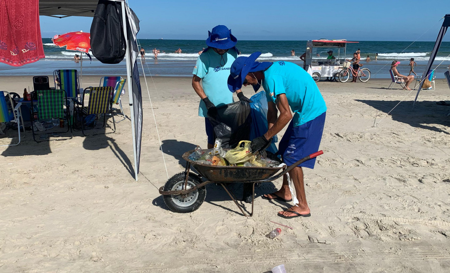 Limpeza diurna: aumento de 31,76% na coleta de lixo diurna em relação ao mesmo feriado prolongado de 2024 (Sanepar)