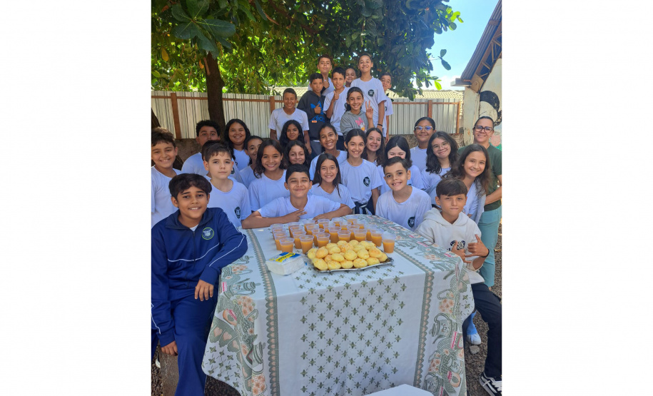 Vai um café com o diretor aí? Estratégia fez  subir para mais de 90% frequência escolar no interior do Paraná