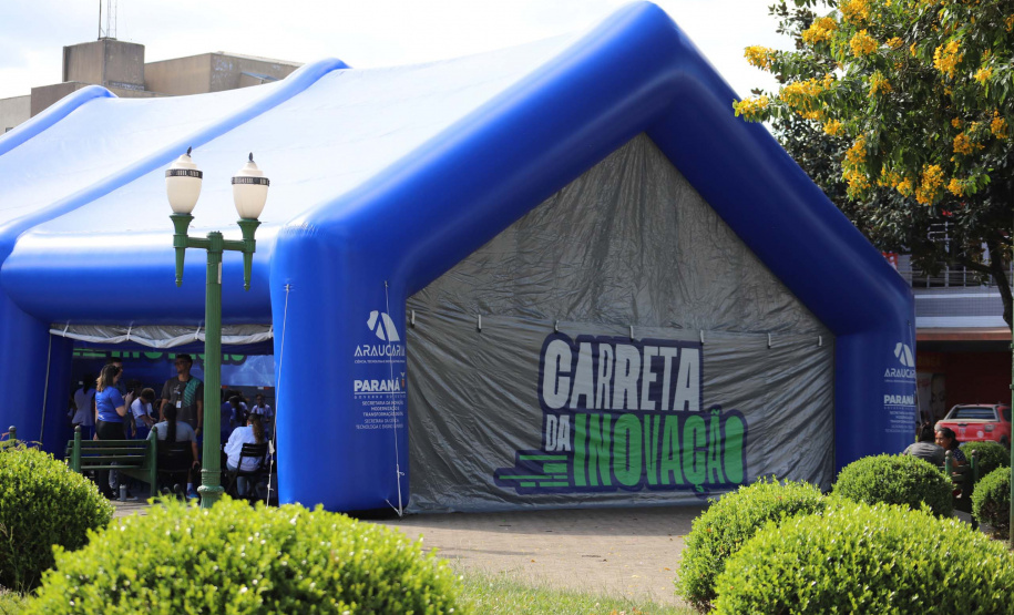 Carreta da Inovação leva ações e serviços a Rio Negro e Umuarama