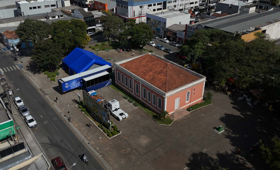 Carreta da Inovação leva ações e serviços a Rio Negro e Umuarama