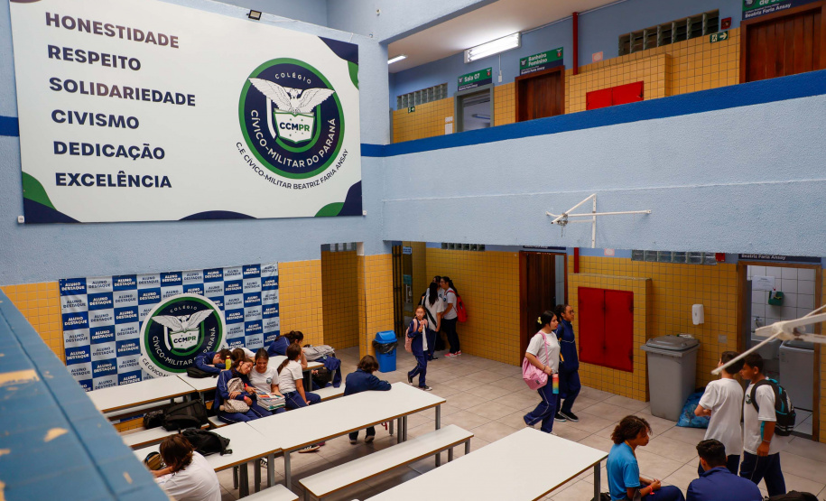 COLÉGIO