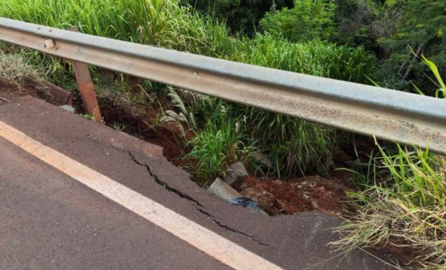 DER CONTORNO MARIALVA