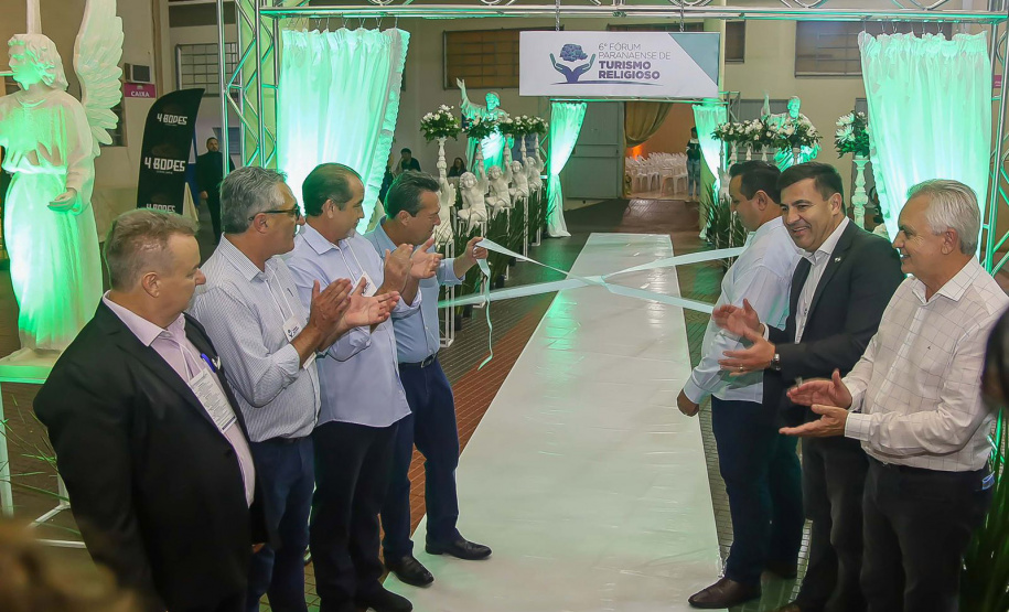 Com show da banda Rosa de Saron, 7º Fórum Paranaense de Turismo Religioso segue com inscrições abertas