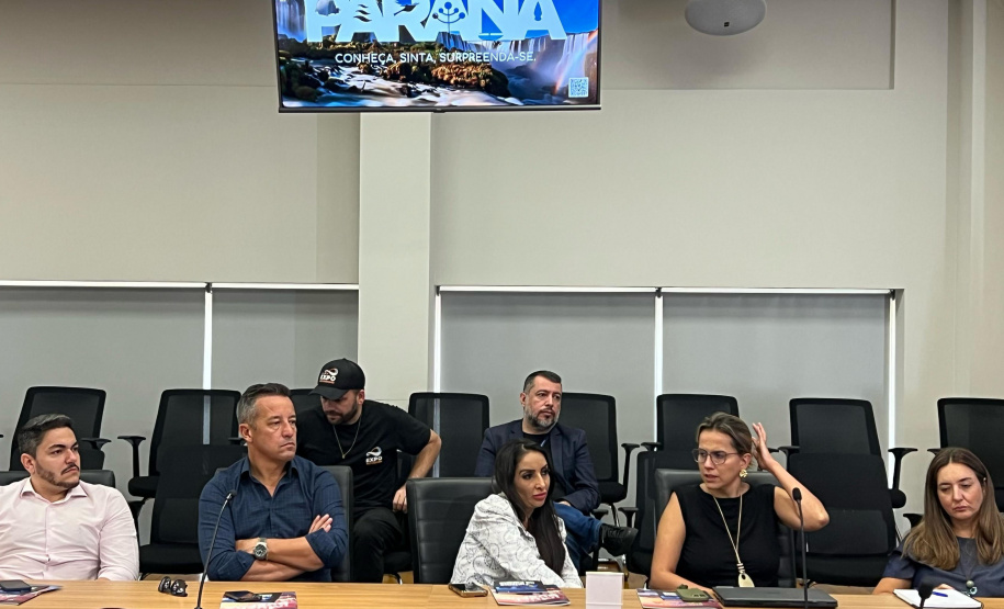 SETU Estado mostra resultados, ações e conquistas do turismo a mais de 100 empresários de Foz do Iguaçu