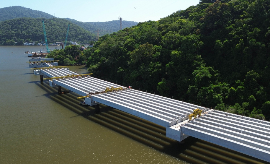 DER PONTE DE GUARATUBA 44%