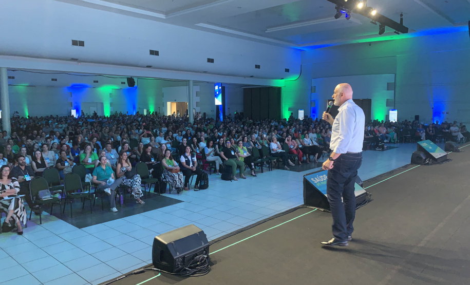 Palestra sensibiliza 2 mil profissionais de saúde sobre humanização e serviço qualificado às gestantes