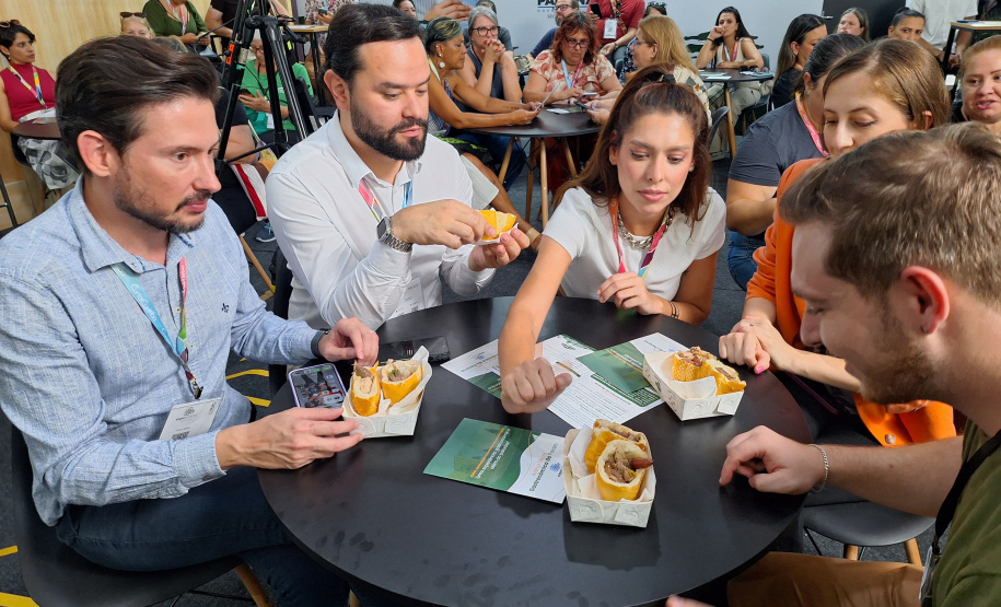 Com pratos típicos e iguarias paranaenses, Estado inaugura Arena Show Gastronomica na Expo Turismo Paraná