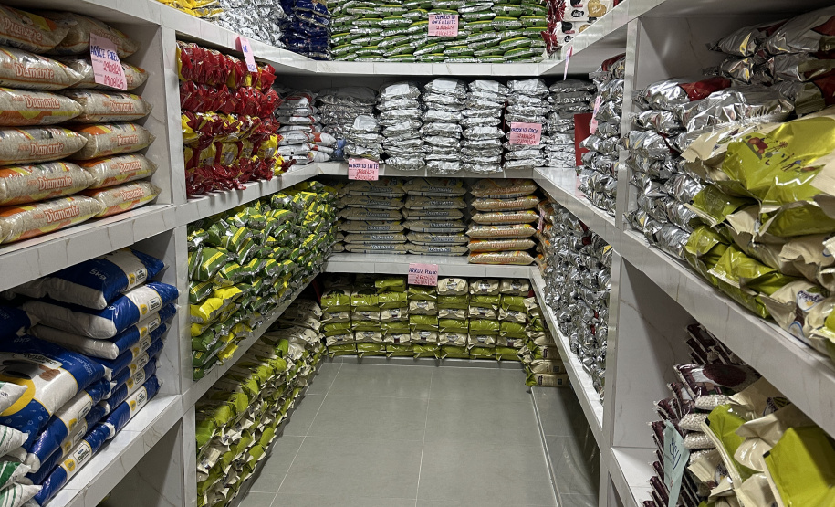 A 2ª remessa de alimentos não perecíveis para as escolas estaduais já está em andamento