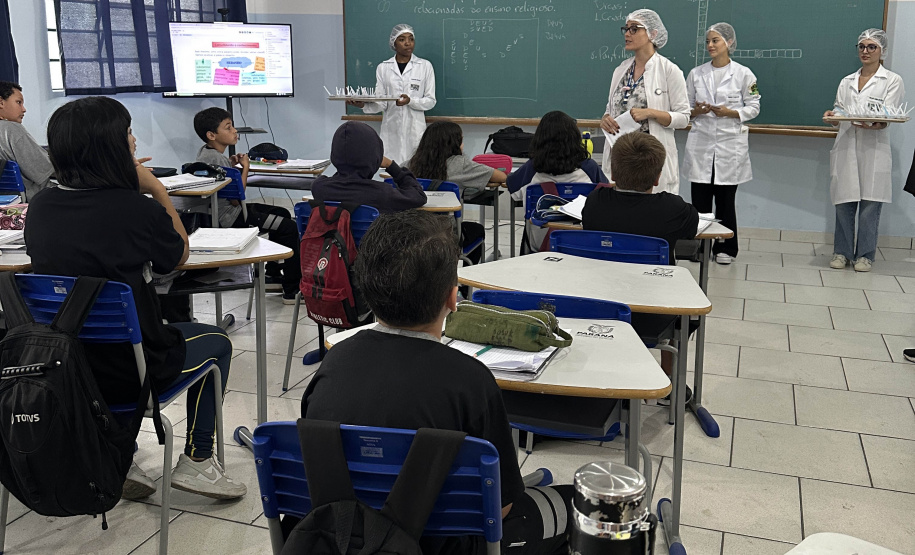 Estudantes do CE Gelvira Corrêa Pacheco avaliam a inclusão de novo alimento no cardápio escolar