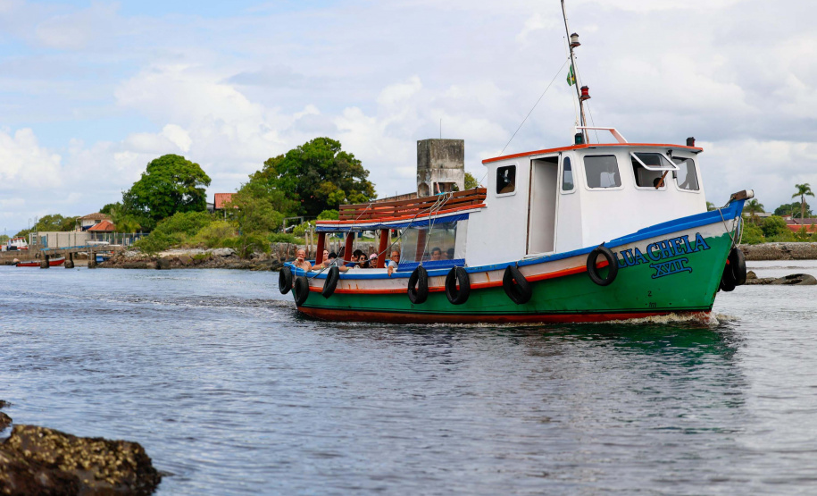o governador Carlos Massa Ratinho Junior sancionou a lei que estabelece o novo marco regulatório da Ilha do Mel, um dos principais destinos turísticos do Paraná.