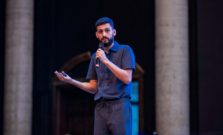 Educação qualifica formadores que vão orientar docentes em estágio probatório