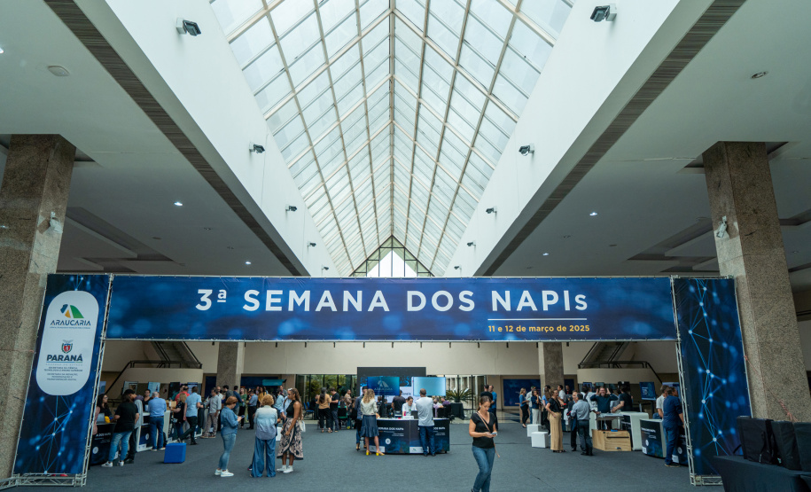 SEED - Estudantes de colégios estaduais do Paraná participam da III Semana dos NAPIs