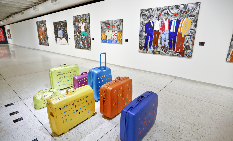 MON promove oficina de escrita criativa inspirada no artista Alex Flemming