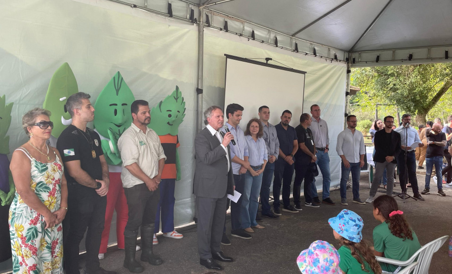 SANEPAR PREFEITURA SISTEMA ESGOTO ZOO