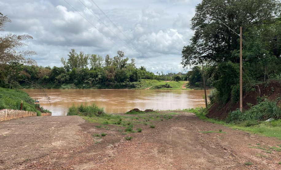 Governo do Estado contrata projetos de pavimentação e ponte que liga Mirador a Guaporema
