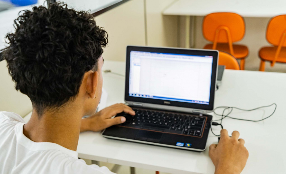 Paraná avança na formação técnica e já soma mais de 123 mil estudantes na EPT