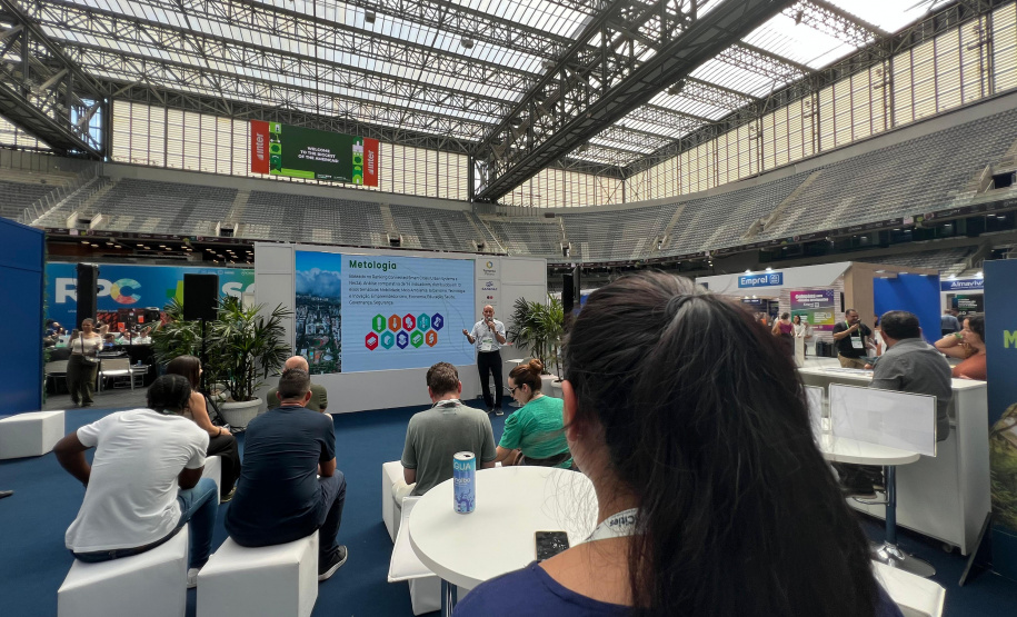 Smart City Expo: Governo do Paraná destaca inovação em geoprocessamento para cidades inteligentes