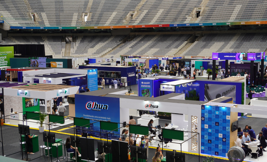 Smart City Expo: Governo do Paraná destaca inovação em geoprocessamento para cidades inteligentes