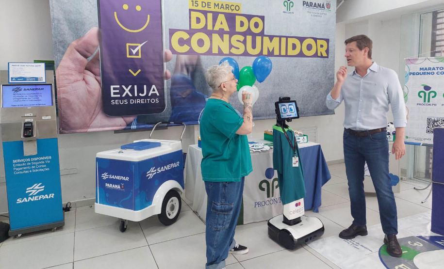 Dia Internacional do Consumidor: Sanepar participa de evento no Procon, em Curitiba