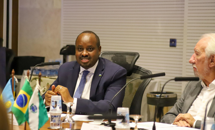 VICE GOVERNADOR RUANDA