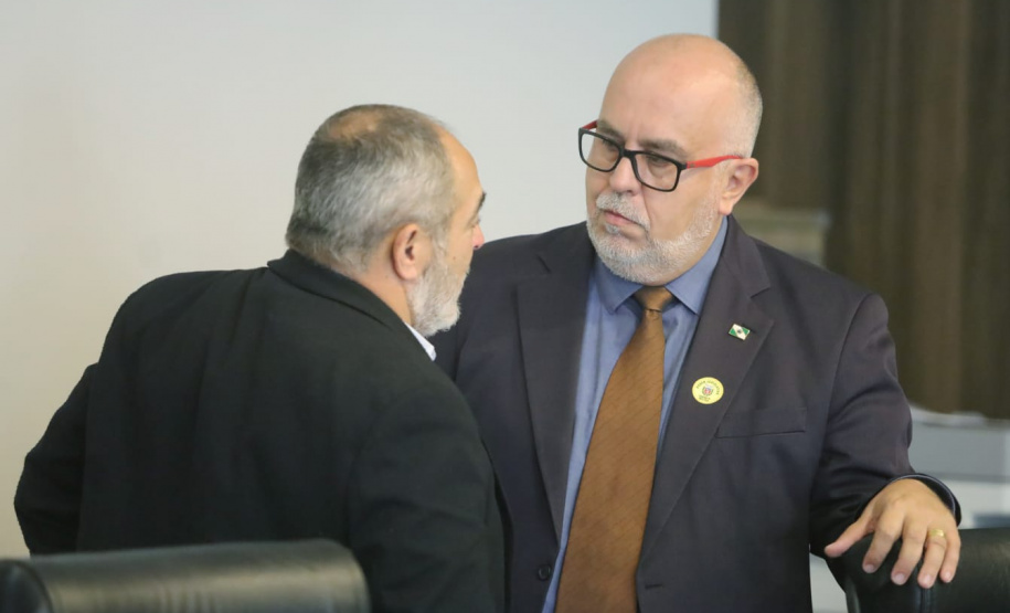 Paraná supera o mínimo constitucional e investe R$ 6,52 bilhões na saúde