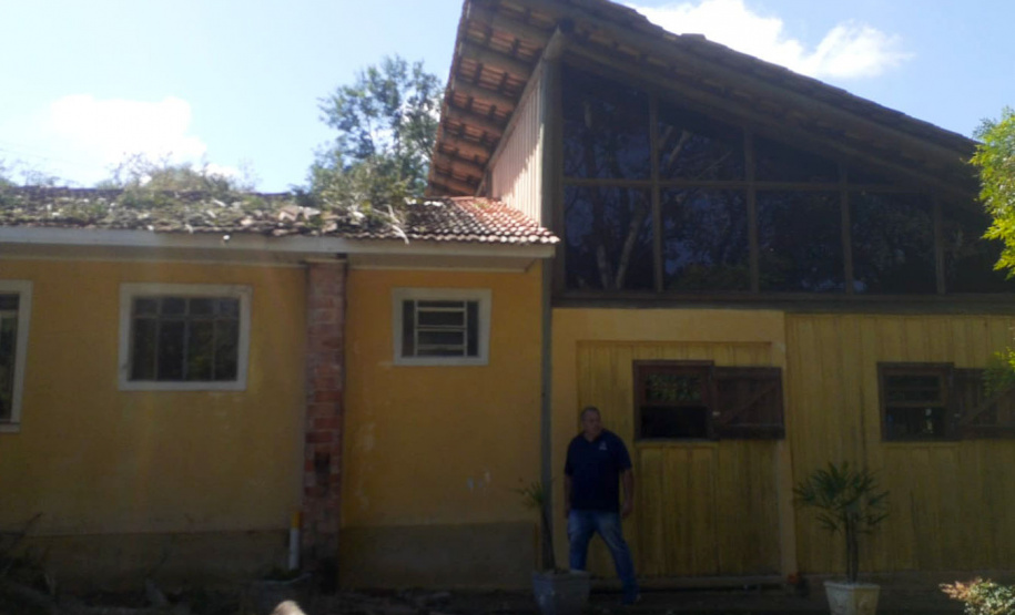 Defesa Civil estadual envia 4 mil telhas para Balsa Nova após forte tempestade