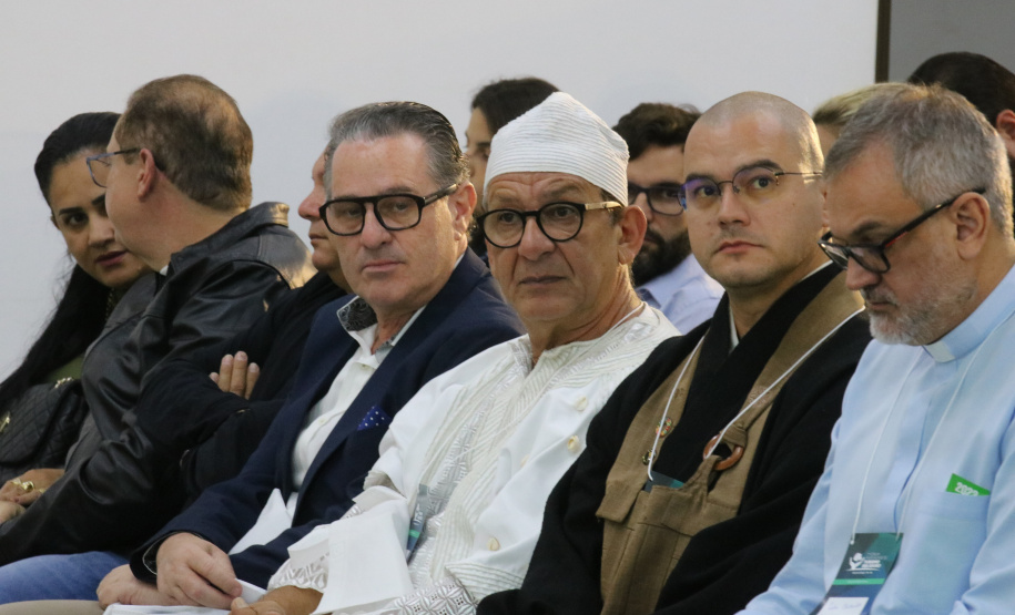 O governador em exercício Darci Piana participa nesta terça-feira (8) da abertura do Fórum Paranaense de Turismo Religioso, que acontece em Foz do Iguaçu entre 8 e 10 de abril. Foto: Geraldo Bubniak/AEN