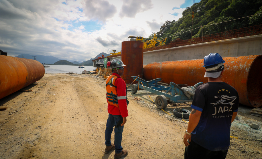 Dia do Trabalhador: as mãos que constroem a Ponte de Guaratuba - 30/04/2025 - Foto: Geraldo Bubniak/AEN