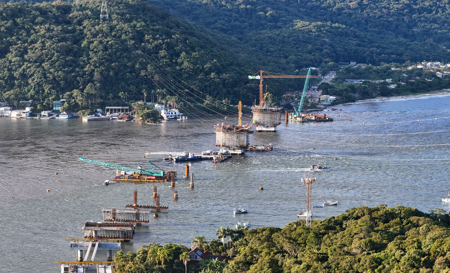 Dia do Trabalhador: as mãos que constroem a Ponte de Guaratuba