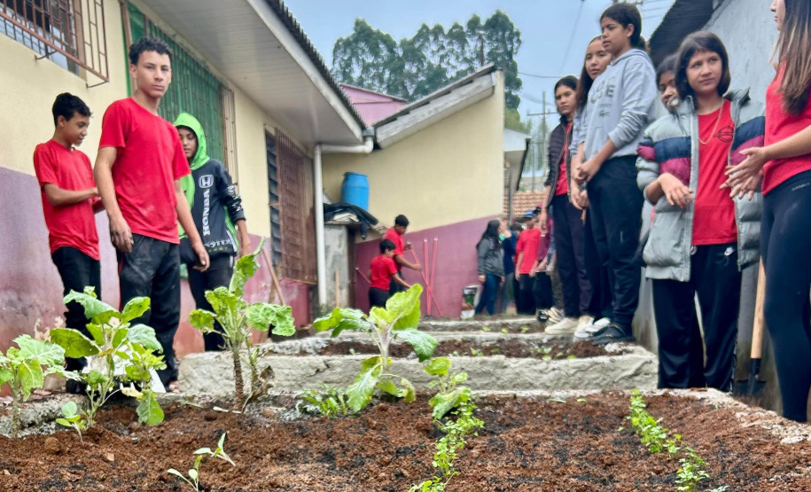 SANEPAR leva projetos de educação ambiental para escolas de General Carneiro