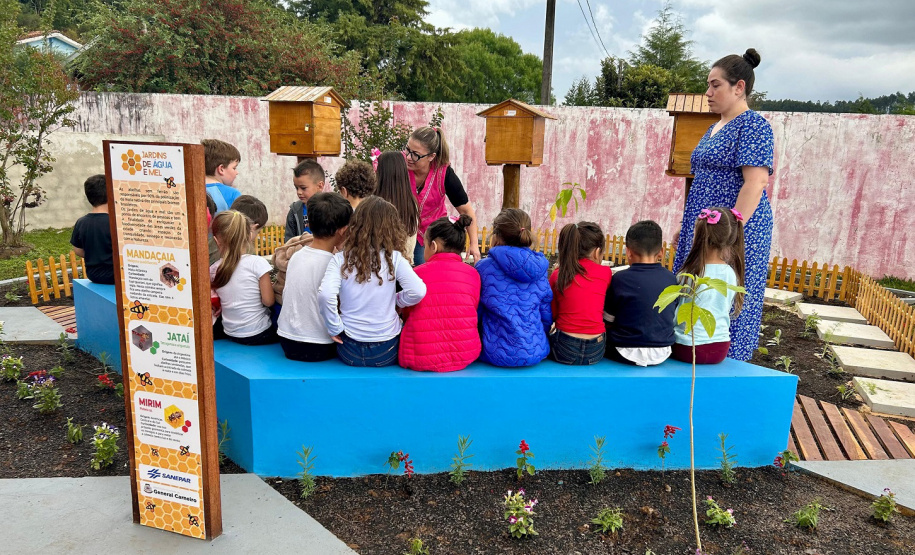 SANEPAR leva projetos de educação ambiental para escolas de General Carneiro