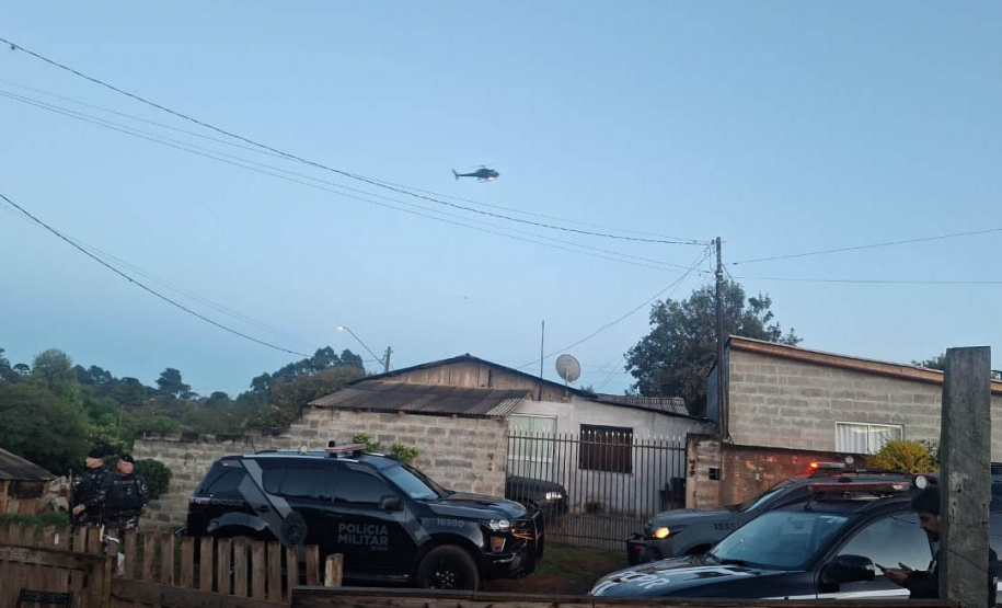 PCPR prende 12 pessoas em operação de combate ao tráfico de drogas em Guarapuava