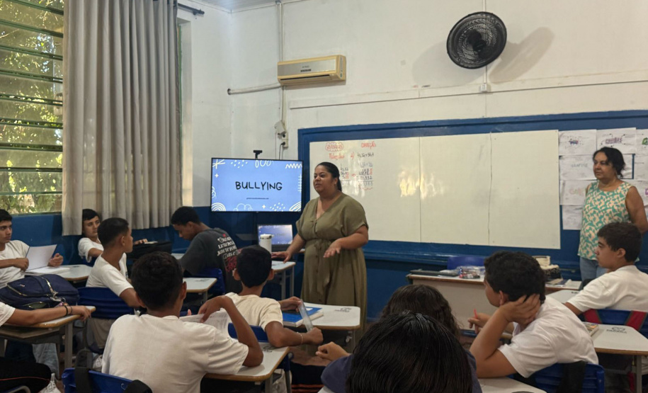 Combate ao bullying: estudantes de colégio estadual criam música e videoclipe para conscientizar colegas