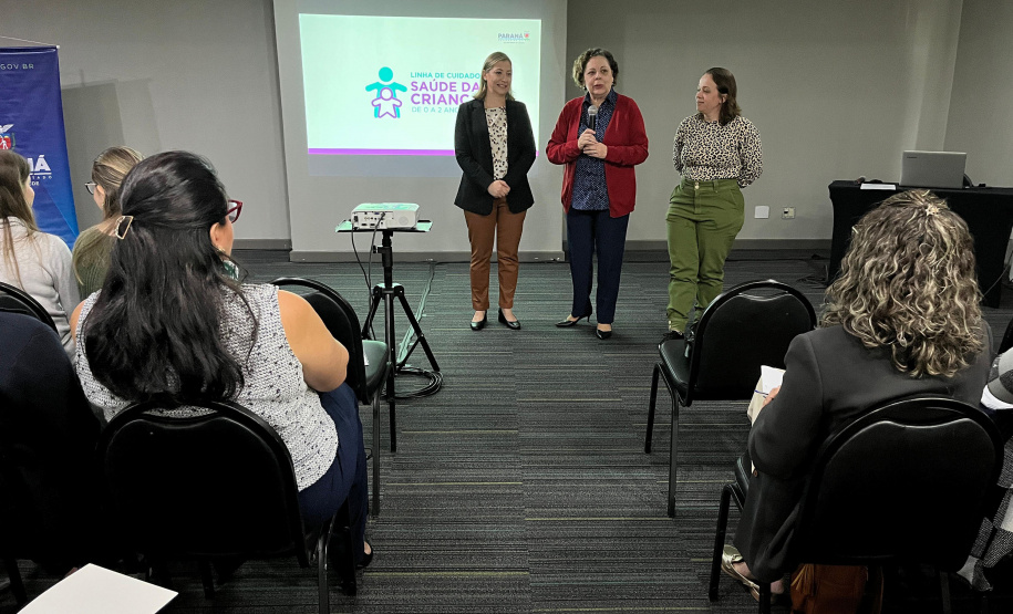 Sesa capacita profissionais para ampliar o cuidado com a infância no Paraná
