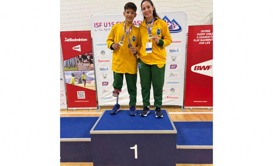Paranaenses conquistam 11 medalhas em mundial escolar realizado na Sérvia