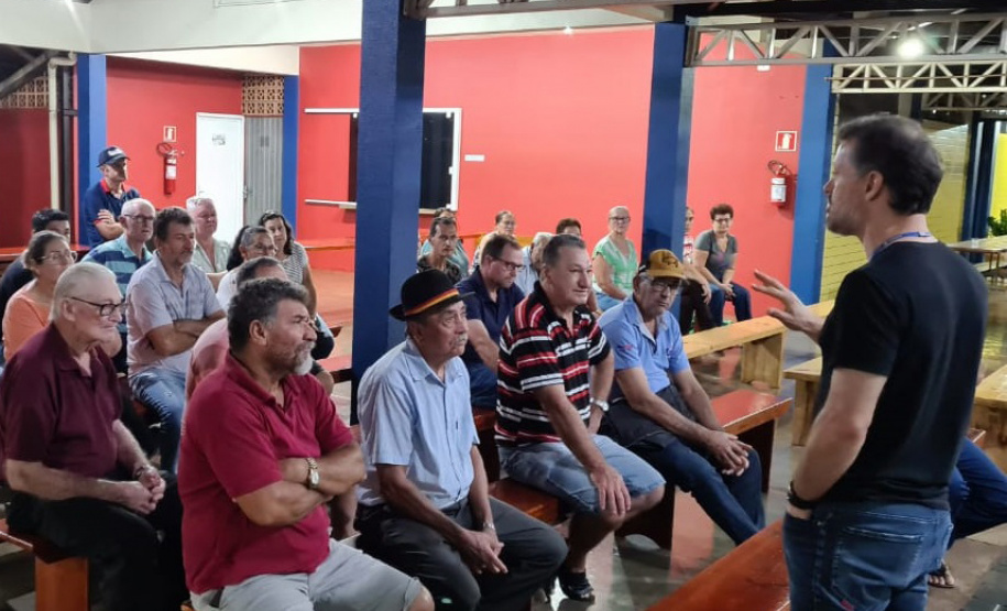 SANEPAR TREINAR PROFISSIONAIS INSTALAÇÃO ESGOTO