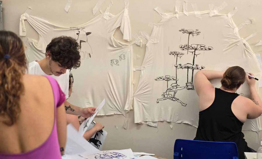 : Grupo de dança do Colégio Estadual do Paraná prepara turnê em homenagem a Poty Lazzarotto