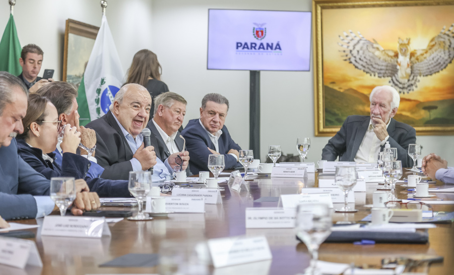 Novo marco regulatório da Ilha do Mel avança com instituição de comitê gestor